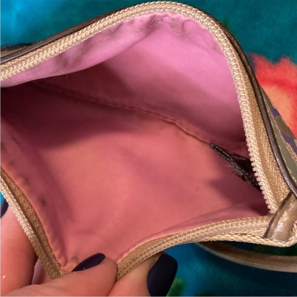 🦋 COACH Poppy Butterfly Wristlet - Cream & Metallic Satin Trim | RARE - Picture 5 of 11